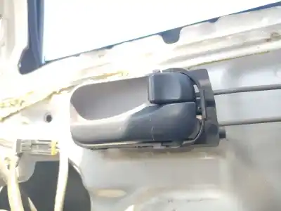 Peça sobressalente para automóvel em segunda mão puxador interior dianteiro direito por nissan almera ii hatchback (n16) 1.5 referências oem iam 806709f003