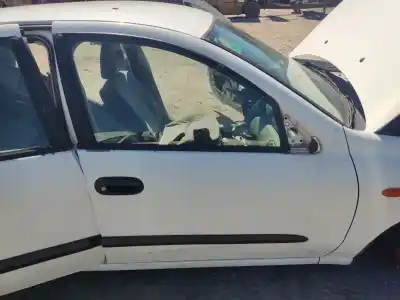 Peça sobressalente para automóvel em segunda mão porta dianteira direita por nissan almera ii hatchback (n16) 1.5 referências oem iam 801005m432