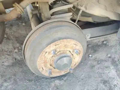 Peça sobressalente para automóvel em segunda mão tambor de travão traseiro por nissan almera ii hatchback (n16) 1.5 referências oem iam 432064z801
