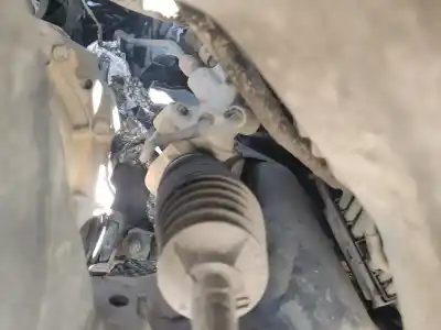 Peça sobressalente para automóvel em segunda mão caixa de direção por nissan almera ii hatchback (n16) 1.5 referências oem iam 49001bn01a