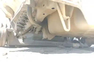 Peça sobressalente para automóvel em segunda mão charrió / suporte de eixo de trás por nissan almera ii hatchback (n16) 1.5 referências oem iam 555017j000