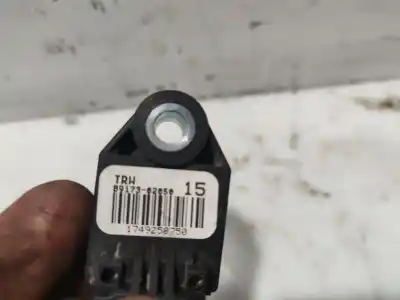 Peça sobressalente para automóvel em segunda mão sensor por toyota auris (_e15_) 1.4 d-4d (nde150_) referências oem iam 8917302050  