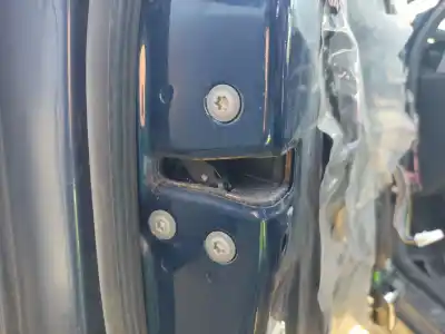 Peça sobressalente para automóvel em segunda mão Fechadura Da Porta Dianteira Esquerda por TOYOTA COROLLA (_E12_) 2.0 D-4D (CDE120R_, CDE120L_) Referências OEM IAM 6904002152  