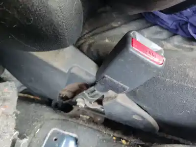 Peça sobressalente para automóvel em segunda mão chicote / encaixe cinto segurança dianteiro esquerdo por toyota corolla (_e12_) 2.0 d-4d (cde120r_, cde120l_) referências oem iam 7323002301b0