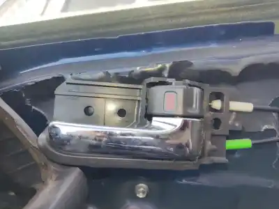 Peça sobressalente para automóvel em segunda mão puxador interior dianteiro direito por toyota corolla (_e12_) 2.0 d-4d (cde120r_, cde120l_) referências oem iam 6920505040b0