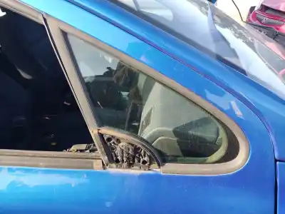 Peça sobressalente para automóvel em segunda mão vidro custódia triangular frente direito por peugeot 307 break (3e) 2.0 hdi 90 referências oem iam 920286