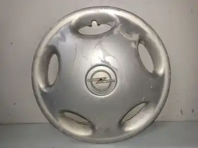 Pezzo di ricambio per auto di seconda mano Coprimozzi per OPEL CORSA B (S93) 1.2 I (F08, F68, M68) Riferimenti OEM IAM 90538086  