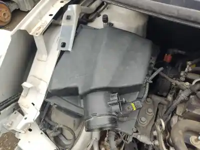 Tweedehands auto-onderdeel Luchtfilter Ondersteuning voor OPEL ZAFIRA TOURER C (P12) 1.6 CDTI (75) OEM IAM-referenties 834781 834126 13379760