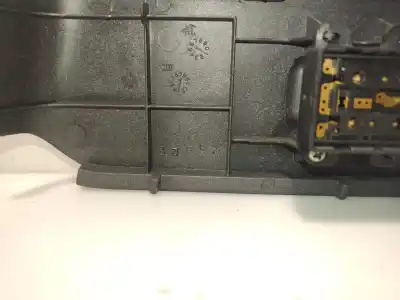 Second-hand car spare part right front power window switch for honda jazz ii (gd_, ge3, ge2) 1.3 idsi (gd1) oem iam references 3593saag010  