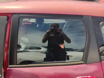 Автозапчастина б/у вікно задне ліве для honda jazz ii (gd_, ge3, ge2) 1.3 idsi (gd1) посилання на oem iam 73450saag01