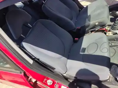 Автозапчастина б/у передне праве сиділо для honda jazz ii (gd_, ge3, ge2) 1.3 idsi (gd1) посилання на oem iam 6032add