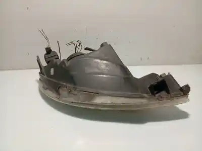 Pezzo di ricambio per auto di seconda mano faro anteriore sinistro per peugeot 206 fastback (2a/c) 1.4 i riferimenti oem iam 6204s7  