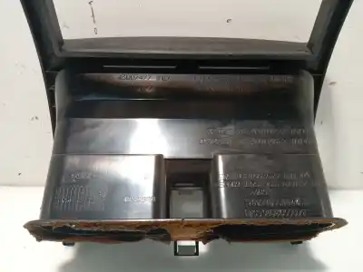 Pezzo di ricambio per auto di seconda mano modanatura per peugeot 206 fastback (2a/c) 1.4 i riferimenti oem iam 9624663577  