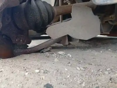 Автозапчастина б/у передній правий нижний рычаг підвіски для peugeot 206 fastback (2a/c) 1.4 i посилання на oem iam 1612159980  