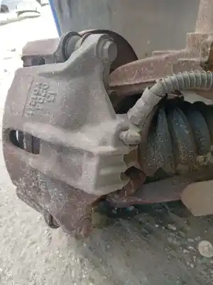 Автозапчастина б/у передній правий гальмівний супорт для peugeot 206 fastback (2a/c) 1.4 i посилання на oem iam 4400n9  