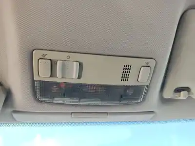 Автозапчастина б/у внутрішне світло для volkswagen passat b5.5 variant (3b6) 1.9 tdi посилання на oem iam 3b0947105c
