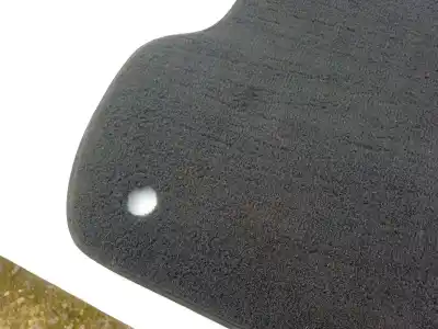 Автозапчастина б/у килимок для audi a4 b7 (8ec) 2.5 tdi посилання на oem iam 8e1863691a  8e0864450a