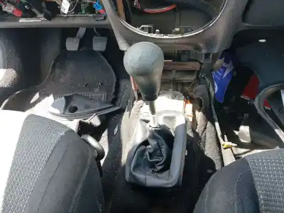 Автозапчастина б/у передач для PEUGEOT 206 FASTBACK (2A/C) 1.4 I Посилання на OEM IAM 2400H3  