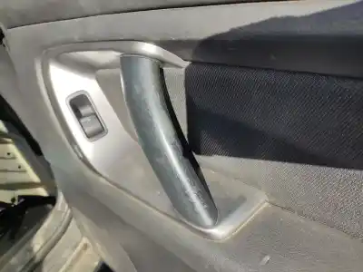 Автозапчастина б/у обликка задніх правіх дверей для subaru legacy iv ranchera familiar (bp) 2.5 awd (bp9) посилання на oem iam 94239ag640jc  