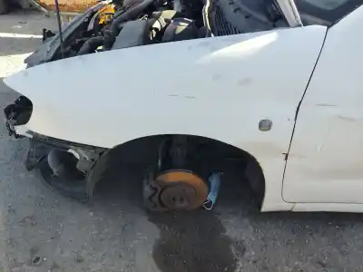 Peça sobressalente para automóvel em segunda mão Guarda-lamas Dianteiro Esquerdo por SEAT IBIZA II (6K1) 1.9 TDI Referências OEM IAM 6K0821021D  