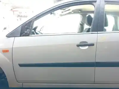 Автозапчастина б/у ПЕРЕДНІ ЛІВІ ДВЕРІ для FORD FIESTA V (JH_, JD_)  Посилання на OEM IAM 1692524  