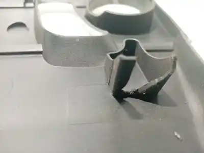 Автозапчастина б/у крішка двигуна для renault megane i classic (la0/1_) 1.6 16v (la00, la04, la0b, la11, la16, la19, la1j, la1k,... посилання на oem iam 8200037825  f02903