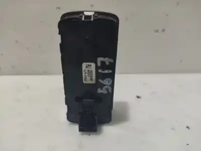 Second-hand car spare part left front power window switch for opel vectra c gts (z02) 1.9 cdti (f68) oem iam references  687833988 13224058