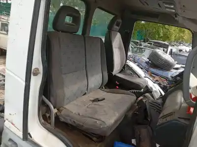 Gebrauchtes Autoersatzteil RECHTER VORDERSITZ zum NISSAN ATLEON  OEM-IAM-Referenzen BD30  