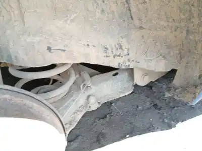 Pezzo di ricambio per auto di seconda mano asse posteriore per opel corsa b (s93) 1.7 d (f08, f68, m68) riferimenti oem iam 94703118  