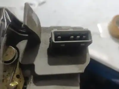 Pezzo di ricambio per auto di seconda mano serratura porta anteriore sinistra per peugeot 307 break / sw (s1) 2.0 hdi cat riferimenti oem iam 9135n6  