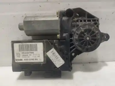 Pezzo di ricambio per auto di seconda mano Motore Alzacristalli Anteriore Destro per PEUGEOT 307 BREAK / SW (S1) 2.0 HDi CAT Riferimenti OEM IAM 9634457580 0130821767 990830101