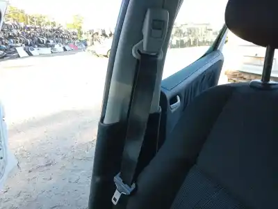Автозапчастина б/у передній правий ремін безпеки для PEUGEOT 207/207+ (WA_, WC_) 1.4 HDI Посилання на OEM IAM 8975CA  