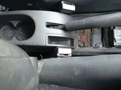 Автозапчастина б/у передній правий гачок для peugeot 207/207+ (wa_, wc_) 1.4 hdi посилання на oem iam 8975s9   Автозапчастина б/у передній правий гачок для peugeot 207/207+ (wa_, wc_) 1.4 hdi посилання на oem iam 8975s9