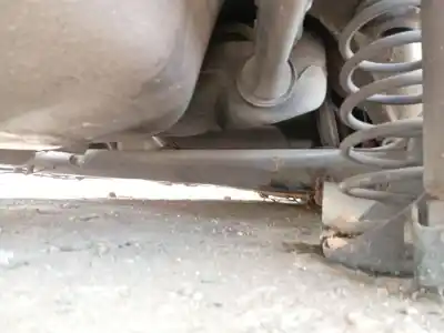 Peça sobressalente para automóvel em segunda mão charrió / suporte de eixo de trás por audi a3 (8l1) 1.9 tdi referências oem iam 1j0500051j  1j0500051j