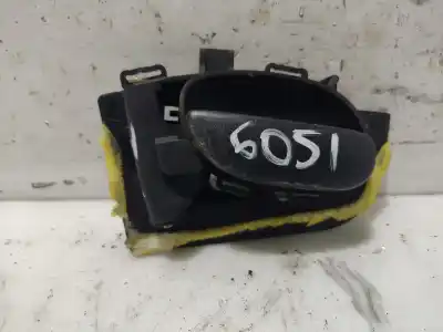 Pezzo di ricambio per auto di seconda mano maniglia interna anteriore sinistra per peugeot 206 fastback (2a/c) 1.4 i riferimenti oem iam 9143a4