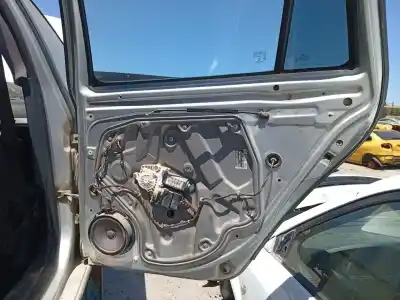 Автозапчастина б/у двері задні праві для skoda octavia ii combi (1z5) 2.0 tdi 4x4 посилання на oem iam 1z9833056   Автозапчастина б/у двері задні праві для skoda octavia ii combi (1z5) 2.0 tdi 4x4 посилання на oem iam 1z9833056