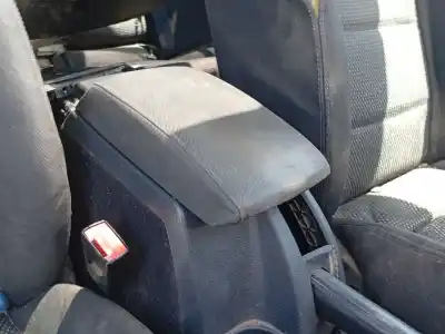 Автозапчастина б/у центральний подлокник для skoda octavia ii combi (1z5) 2.0 tdi 4x4 посилання на oem iam 1z0864207a16v   Автозапчастина б/у центральний подлокник для skoda octavia ii combi (1z5) 2.0 tdi 4x4 посилання на oem iam 1z0864207a16v