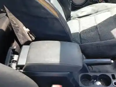 Автозапчастина б/у центральний подлокник для skoda octavia ii combi (1z5) 2.0 tdi 4x4 посилання на oem iam 1z0864207a16v   Автозапчастина б/у центральний подлокник для skoda octavia ii combi (1z5) 2.0 tdi 4x4 посилання на oem iam 1z0864207a16v