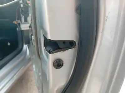 Peça sobressalente para automóvel em segunda mão fechadura da porta dianteira direita por volkswagen polo (9n_, 9a_) 1.2 referências oem iam 3b1837016cb