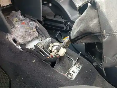 Автозапчасти б/у РЫЧАГ ПЕРЕКЛЮЧЕНИЯ ПЕРЕДАЧ за VW POLO (9N_, 9A_)  ссылки OEM IAM 6Q0711061 1J0711112E 6Q0711266AC / 6Q0711265AL