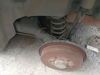 Peça sobressalente para automóvel em segunda mão charrió / suporte de eixo de trás por volkswagen polo (9n_, 9a_) 1.2 referências oem iam 6q0500051as