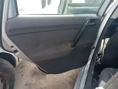 Peça sobressalente para automóvel em segunda mão forra / revestimento da porta traseira esquerda por volkswagen polo (9n_, 9a_) 1.2 referências oem iam 6q6867211f