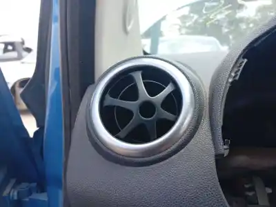 Pezzo di ricambio per auto di seconda mano griglia di aerazione per ford ka (ru8) 1.3 tdci riferimenti oem iam 1568227