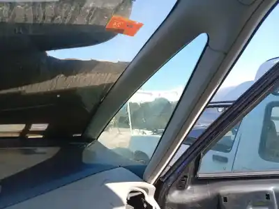 Автозапчасти б/у луна охранника спереди справа за citroen c4 grand picasso i (ua_) 1.6 hdi ссылки oem iam 8116lr  