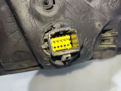 Автозапчасти б/у левое зеркало за renault megane ii sedán (lm0/1_) 1.6 16v (lm1r, lm0c) ссылки oem iam 7701068373  