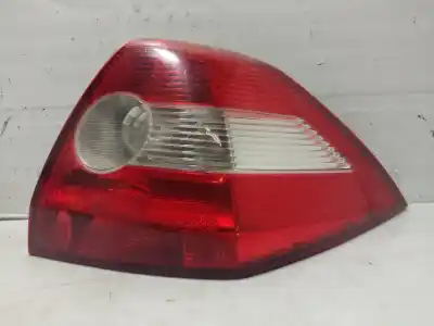 Piesă de schimb auto la mâna a doua Lampã Spate Dreapta pentru RENAULT MEGANE II SEDÁN (LM0/1_) 1.6 16V (LM1R, LM0C) Referințe OEM IAM 8200142681  