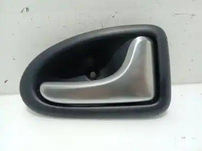 Автозапчастина б/у усередині передня права ручка для renault megane i coach (da0/1_) 1.6 16v (da0b, da04, da11) посилання на oem iam 7700353283