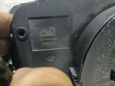 Автозапчастина б/у многофункційне управління для renault megane ii sedán (lm0/1_) 1.6 16v (lm1r, lm0c) посилання на oem iam 461800254  