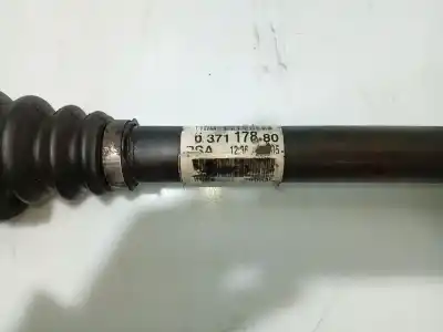 Автозапчастина б/у передня права трансмісія для peugeot 307 (3a/c) 1.6 hdi посилання на oem iam 3273ae 637117880 9812781280