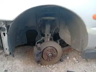 Recambio de automóvil de segunda mano de PASO DE RUEDA DELANTERO IZQUIERDO para ALFA ROMEO 146 (930_) 1.9 TD (930.B4A) referencias OEM IAM 60621894  